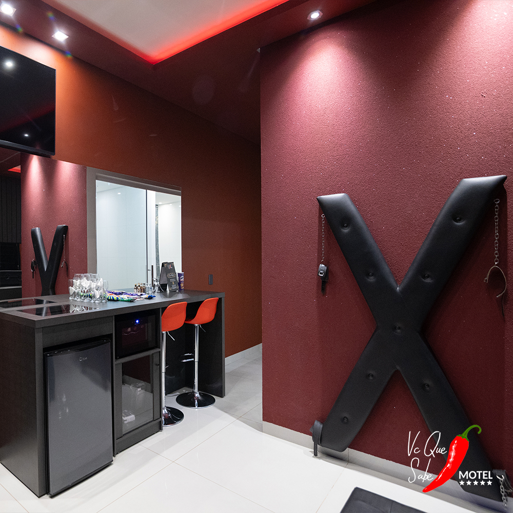 Detalhe da Suíte Suíte Temática Quarto Vermelho