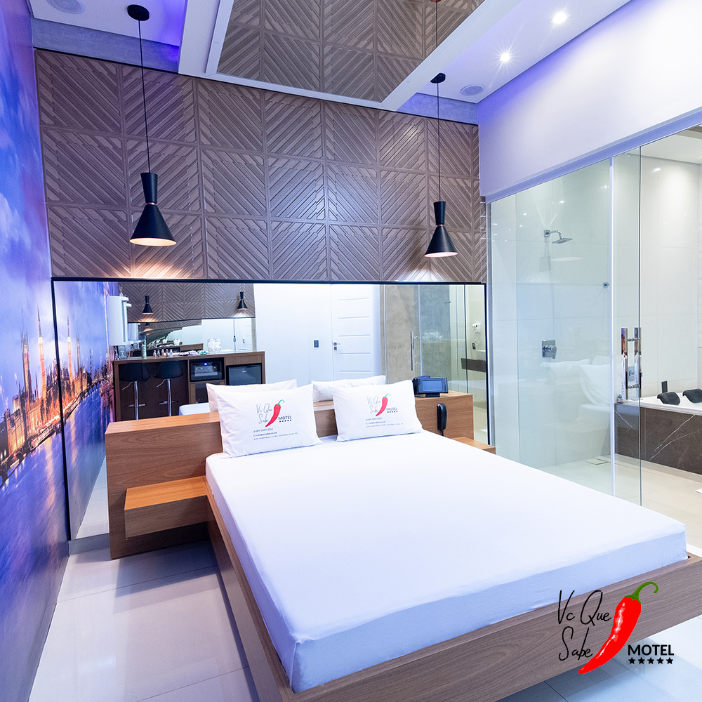 Suíte Suíte Temática Londres em hospedagem em Cacoal RO